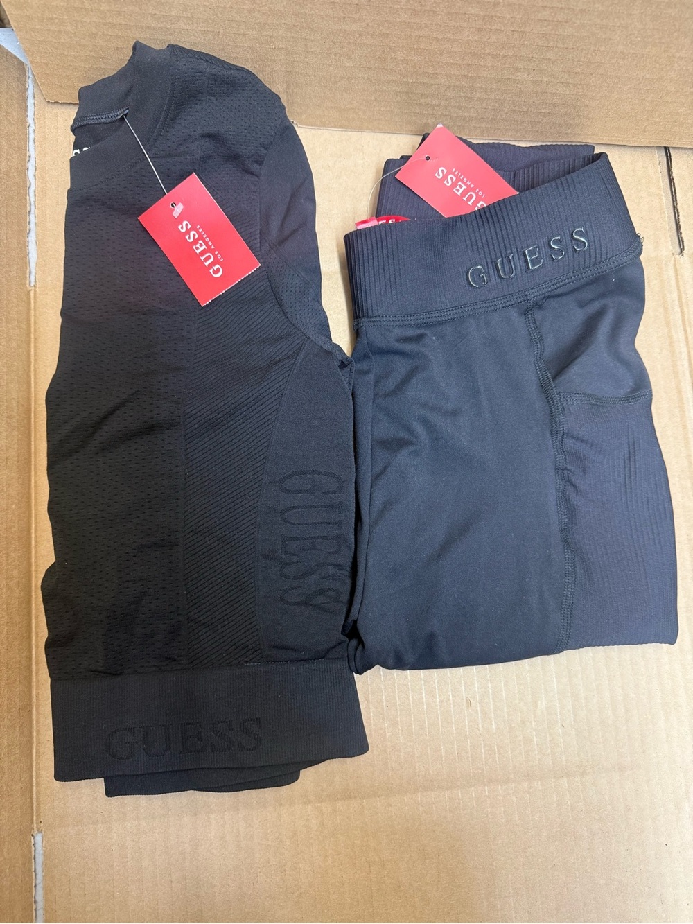 New GUESS Black Active Legging and Top Set